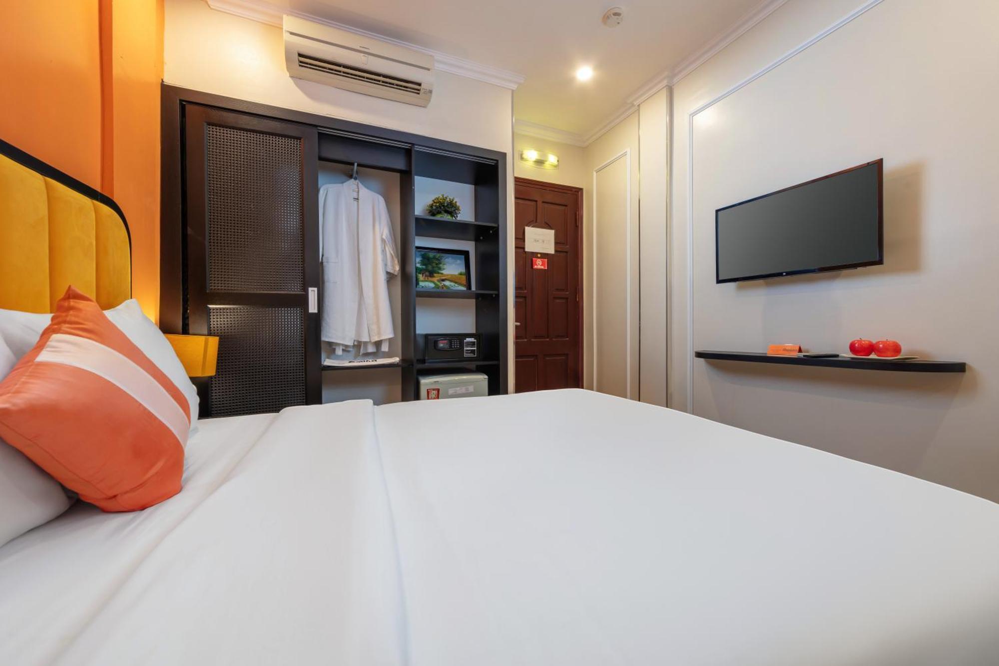 Omina Hanoi Hotel & Travel エクステリア 写真